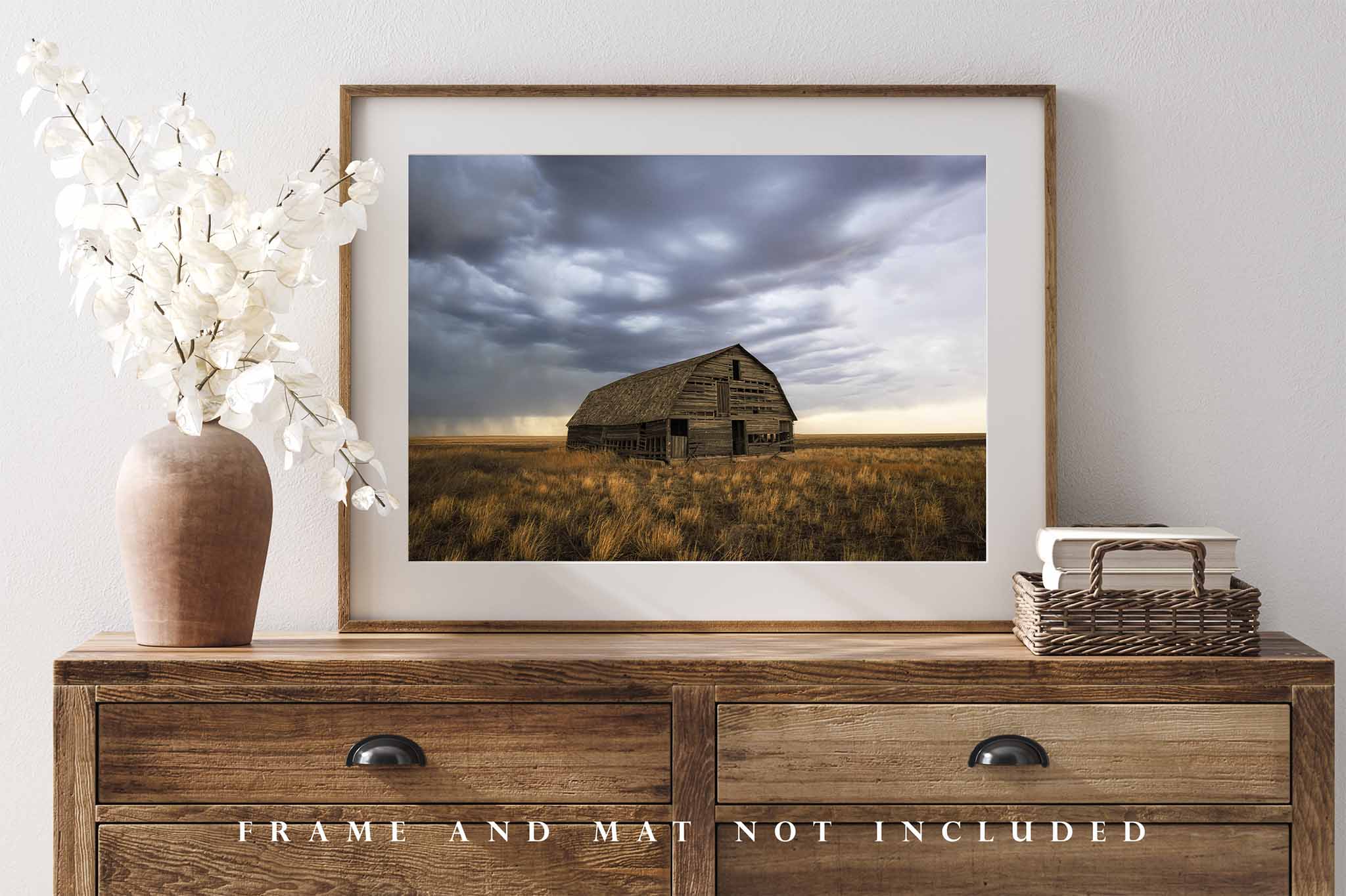 Rustic Barn Under Stormy Sky in Oklahoma Photo Print (Unframed