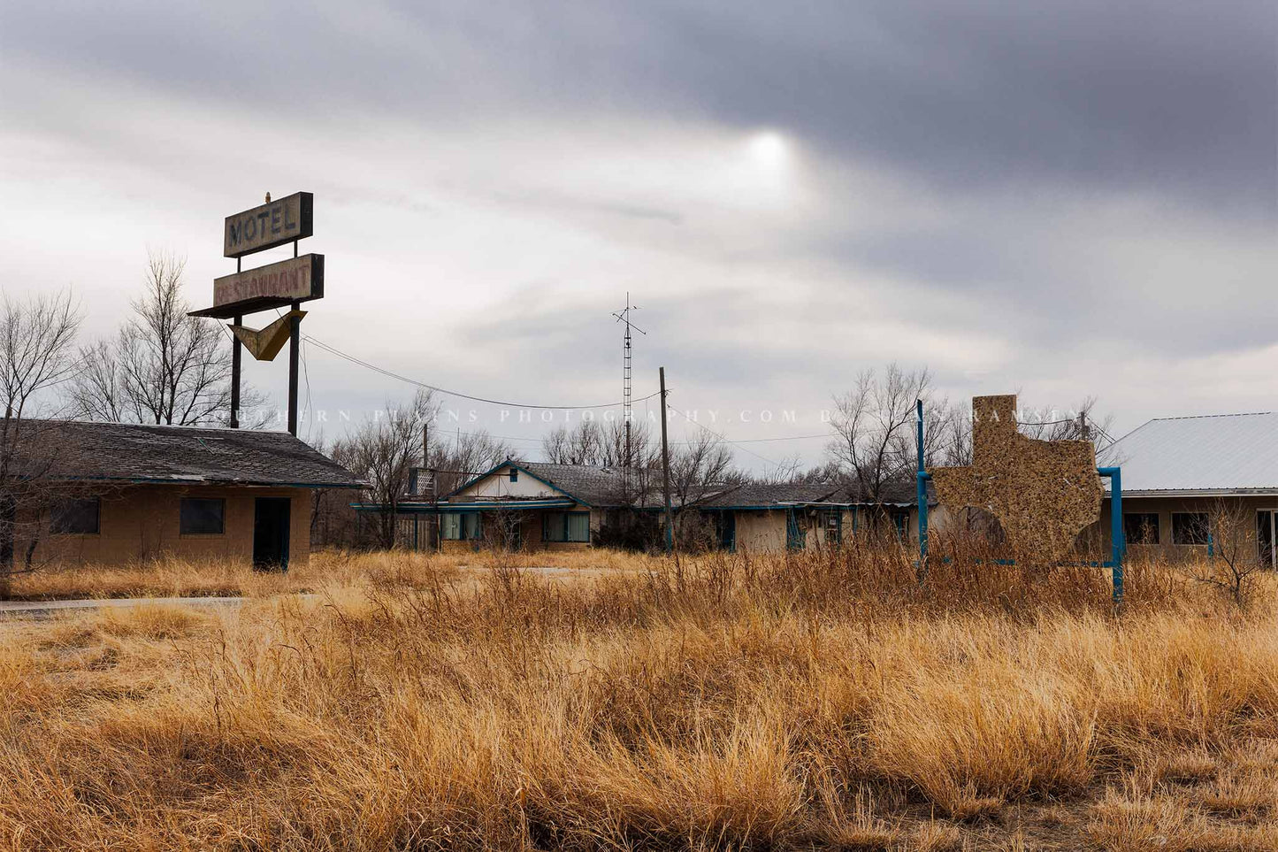 Abandoned photography print of a dilapidated roadside motel along Route 66 in the Texas Panhandle by Sean Ramsey of Southern Plains Photography.