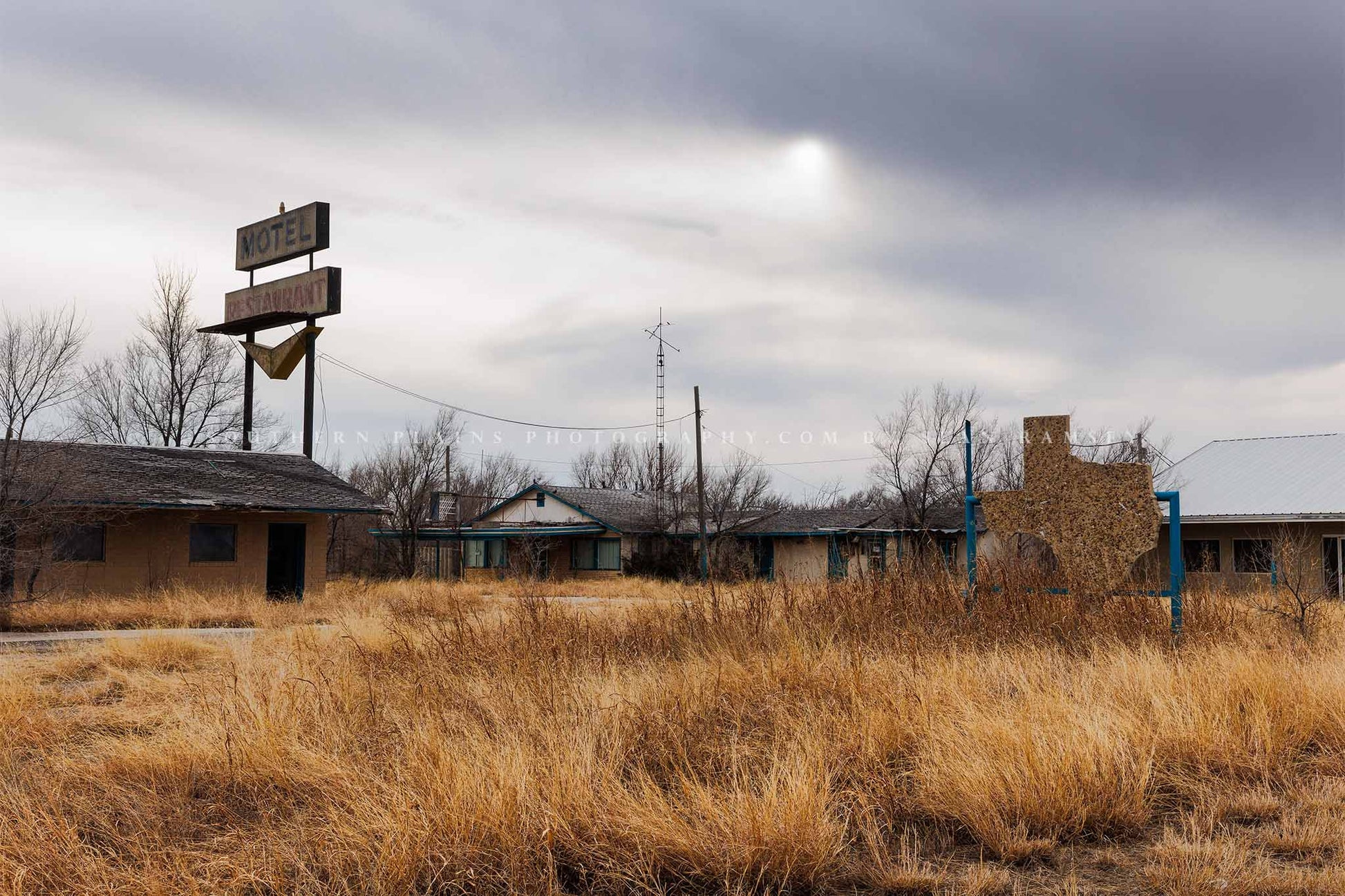 Abandoned photography print of a dilapidated roadside motel along Route 66 in the Texas Panhandle by Sean Ramsey of Southern Plains Photography.